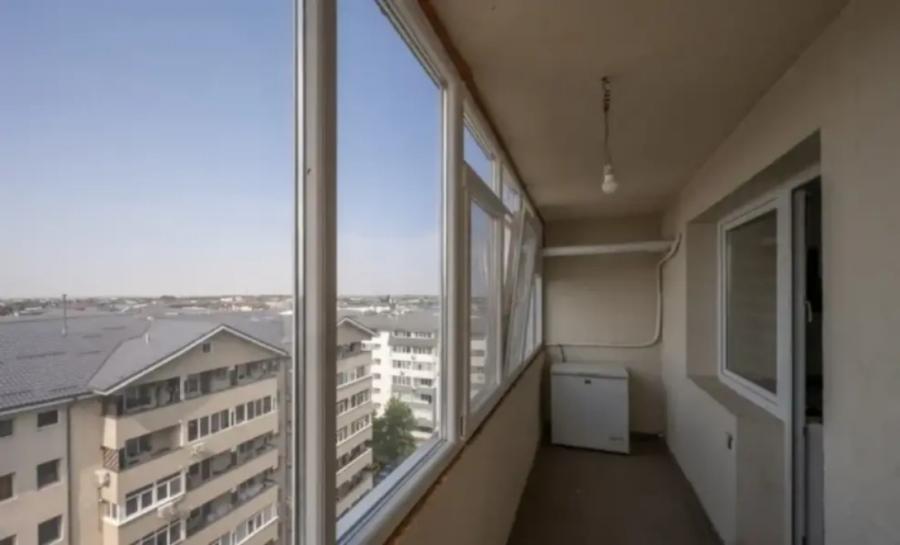 Penthouse cu 2 camere semidecomandat în Bragadiru