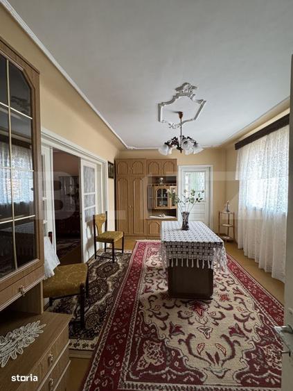 Casă cu 4 camere în Bucovăț