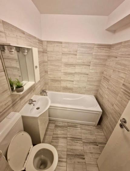 Apartament cu 2 camere semidecomandat, mobilat în Metalurgiei
