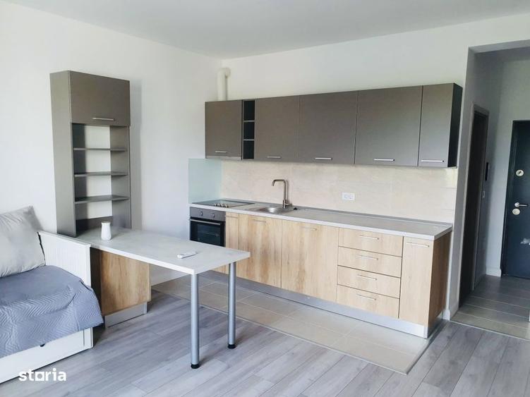 Garsonieră decomandată în Girocului