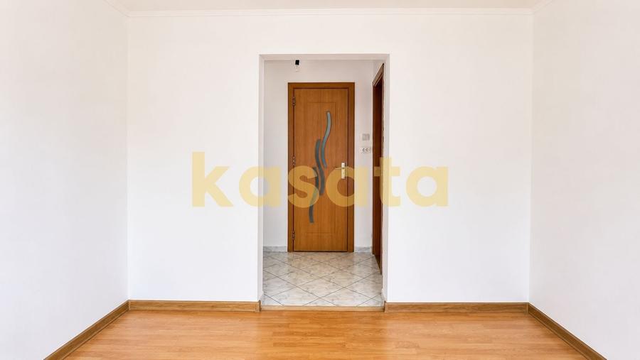 Apartament cu 2 camere semidecomandat în Pantelimon