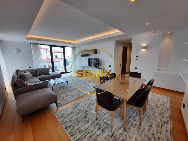 Apartament cu 4 camere decomandat, mobilat în Primăverii