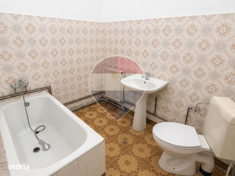 Casă cu 3 camere cu Teren 314 Mp în Central