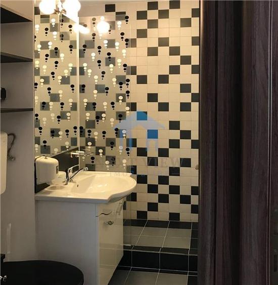 Apartament cu 3 camere decomandat în Plopilor