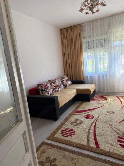 Casă cu 3 camere în Macoviște (Ciuchici)