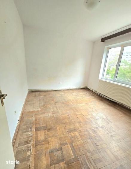 Apartament cu 4 camere în Central