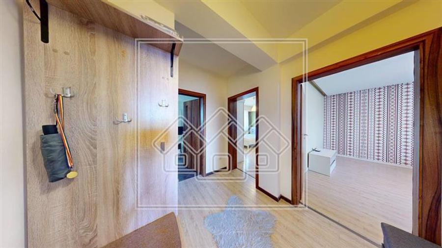 Apartament cu 2 camere decomandat în Turnișor