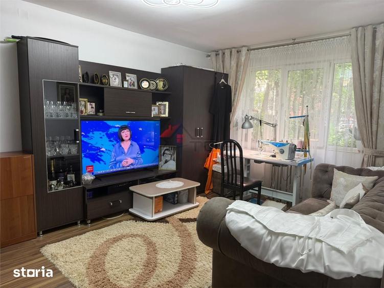 Apartament cu 2 camere semidecomandat în Podu Roș — fotografia 2