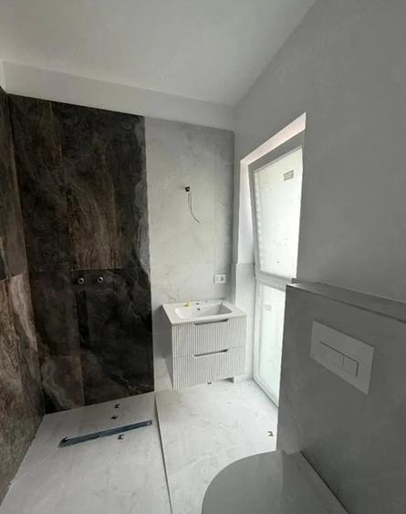 Casă cu Teren 3200 Mp în Mineri