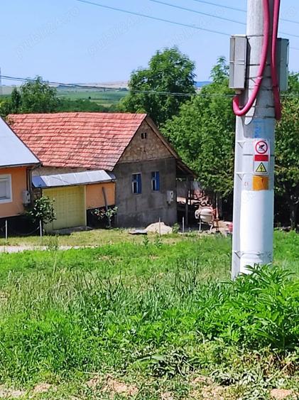 Casă cu 2 camere cu Teren 719 Mp în Potoc
