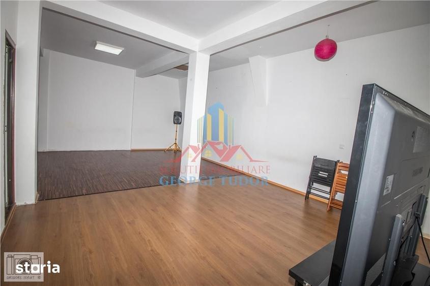 Spațiu comercial, de 60 mp, în Apărătorii Patriei
