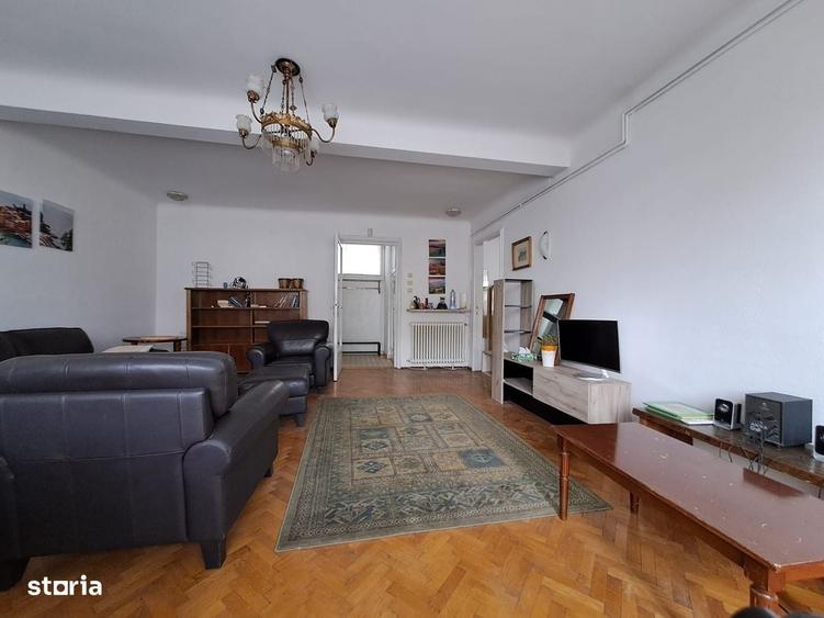 Apartament cu 2 camere în Armeneasca
