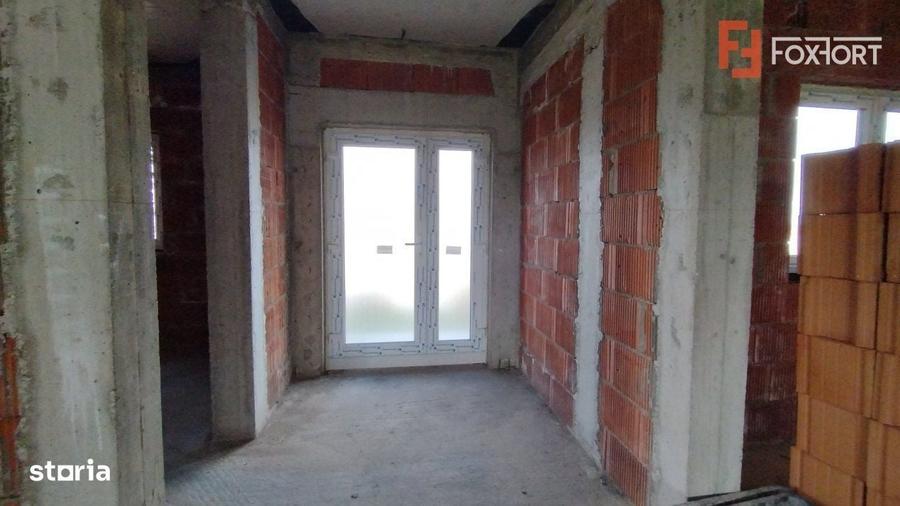 Casă cu 4 camere în Exterior Est