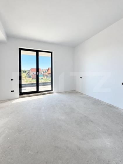 Duplex cu 4 camere cu Canalizare în Dumbrăvița