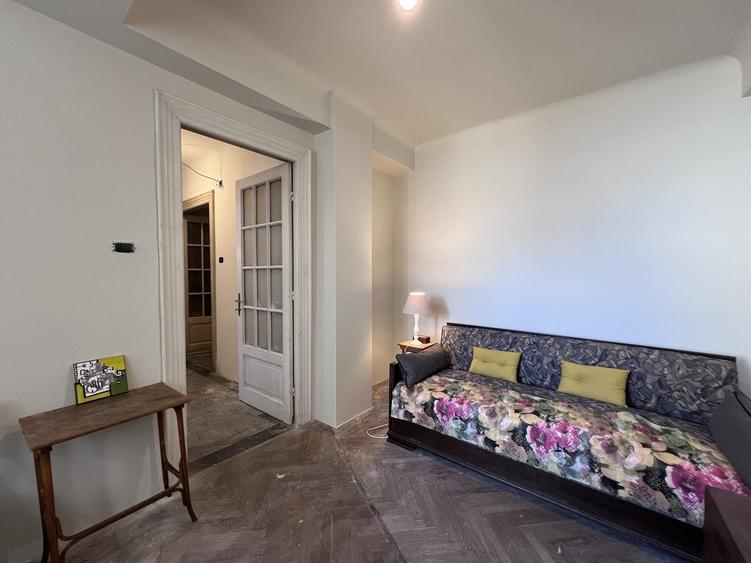 Centrul Istoric, Calea Victoriei, apartament 3 camere semidecomandat - 1