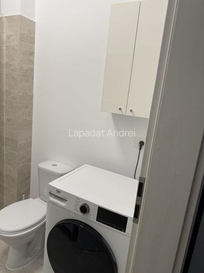 Garsonieră semidecomandată în Central