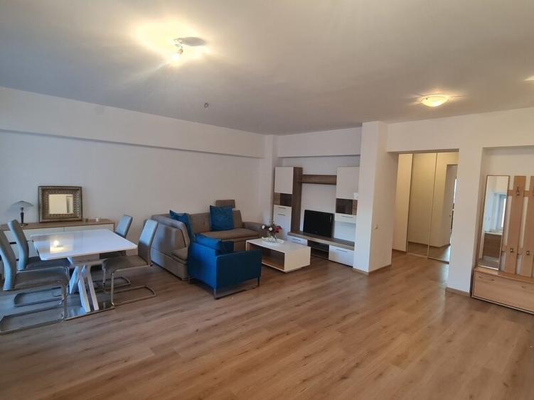 Apartament cu 3 camere decomandat, mobilat în Herăstrău