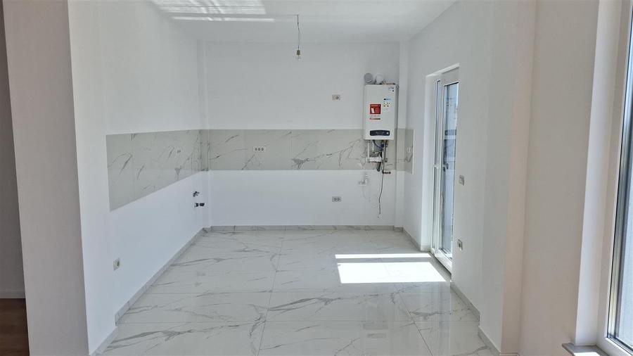 Casă individuală cu 4 camere cu Canalizare în Valea Lupului
