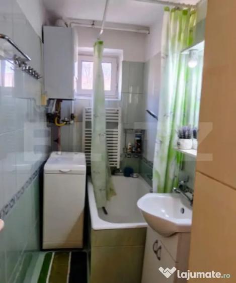 Apartament cu 2 camere semidecomandat în Calea Moldovei