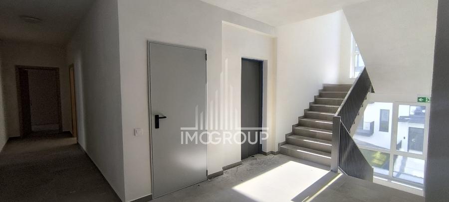 Apartament cu 3 camere decomandat în Baciu