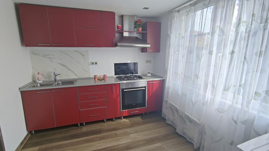Casă individuală cu 3 camere cu Teren 300 Mp în Gușterița