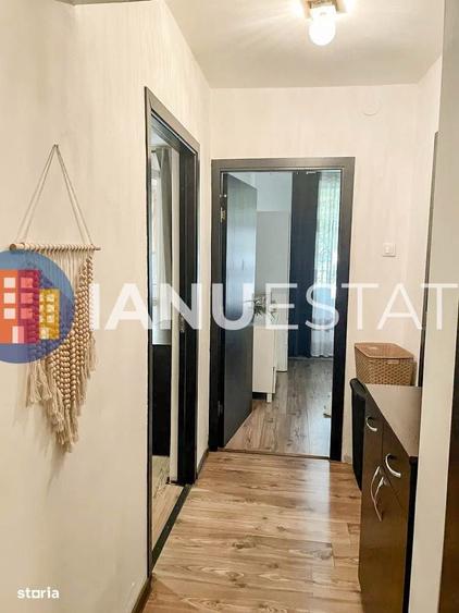 Apartament cu 3 camere decomandat în Berceni