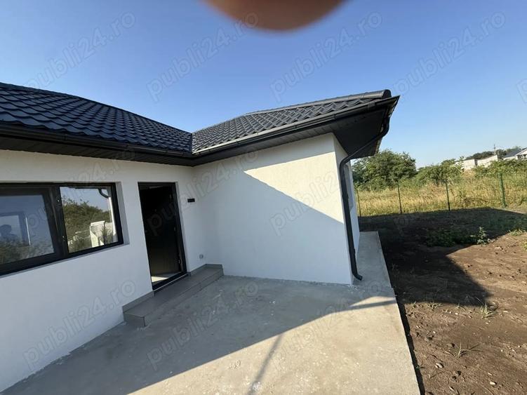 Casă cu 3 camere cu Teren 350 Mp în Găneasa