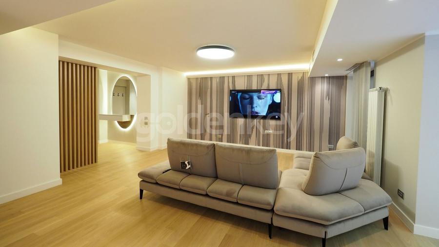 Apartament cu 4 camere decomandat, mobilat în Herăstrău