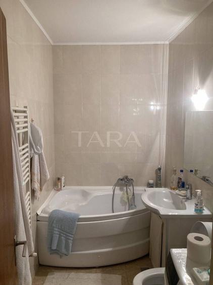 Apartament cu 4 camere decomandat, mobilat în Mărăști