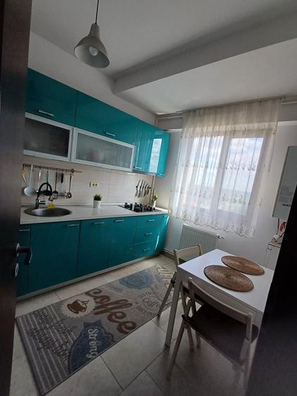 Apartament cu 2 camere semidecomandat în Valea Oltului