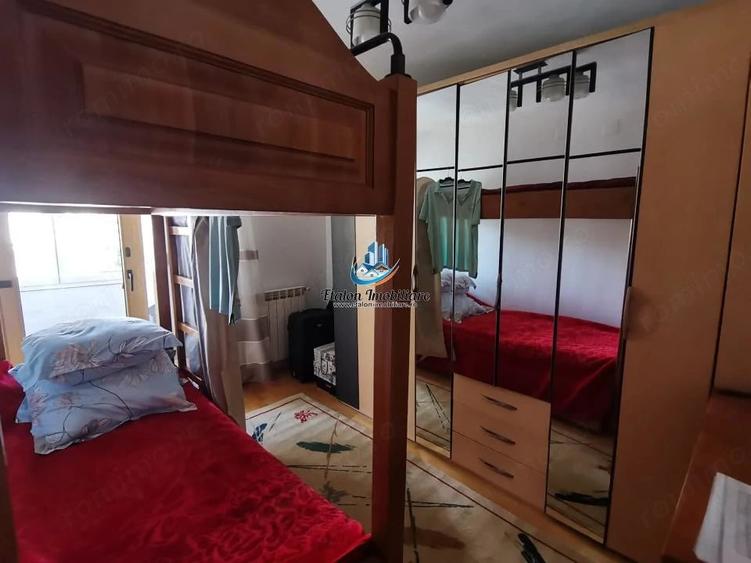 Apartament cu 3 camere decomandat în Calea Romanului