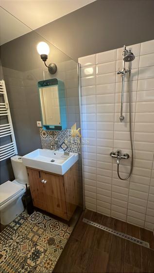 Apartament cu 2 camere decomandat, mobilat în Aviației