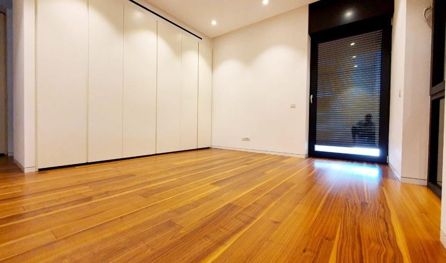 Apartament cu 5 camere în Kiseleff