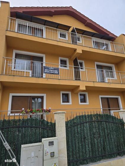 Casă cu 4 camere în Central