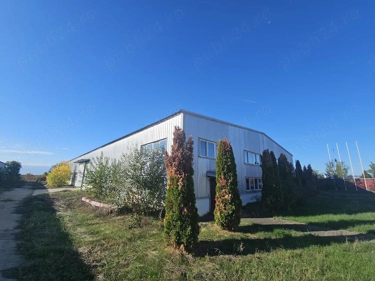 Spațiu comercial, de 4,000 mp, în Central
