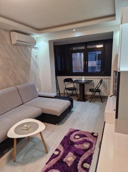 Apartament cu 2 camere semidecomandat în Radu Negru