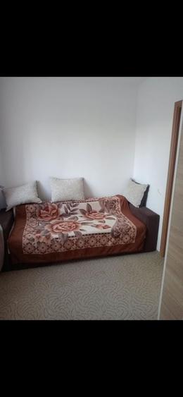 Apartament cu 2 camere decomandat în Runcu Salvei