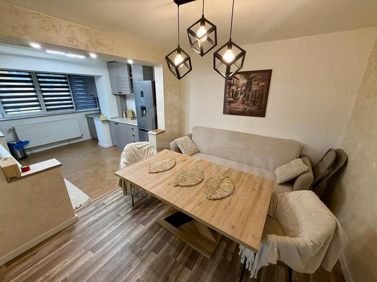 Apartament cu 2 camere semidecomandat, mobilat în 1 Mai