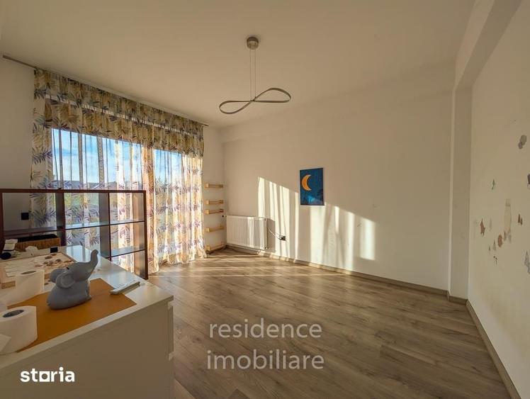 Casă cu 4 camere cu Teren 360 Mp în Borhanci