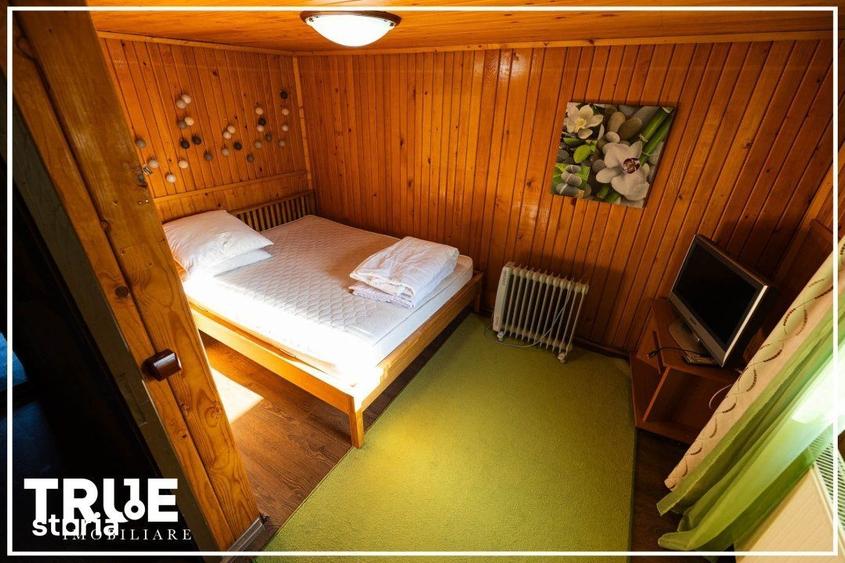 Casă cu 6 camere cu Teren 1400 Mp în Lunca