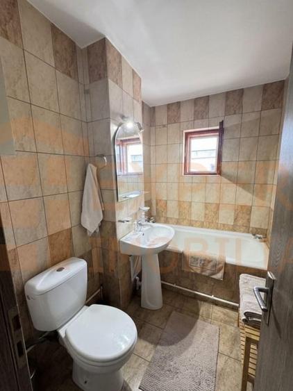 Apartament cu 2 camere decomandat, mobilat în Anda