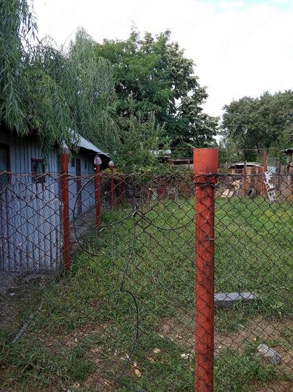 Casă cu 9 camere cu Teren 930 Mp în Central