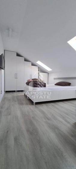 Apartament cu 3 camere semidecomandat, mobilat în Giroc