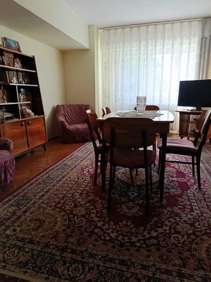 Apartament cu 2 camere decomandat în Independenței