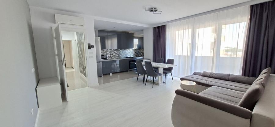 Apartament cu 2 camere semidecomandat, mobilat în Aradului