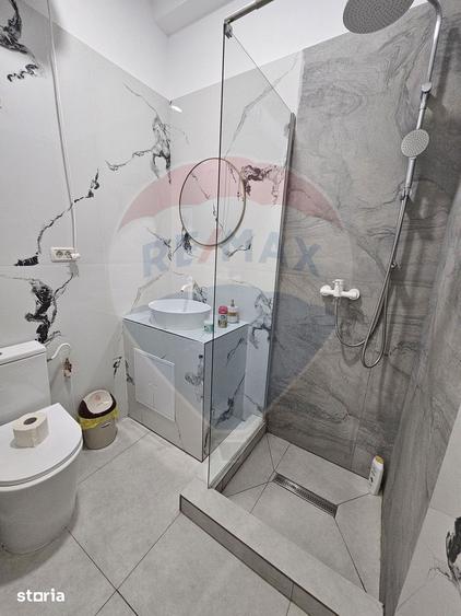 Garsonieră decomandată, mobilată în Copou