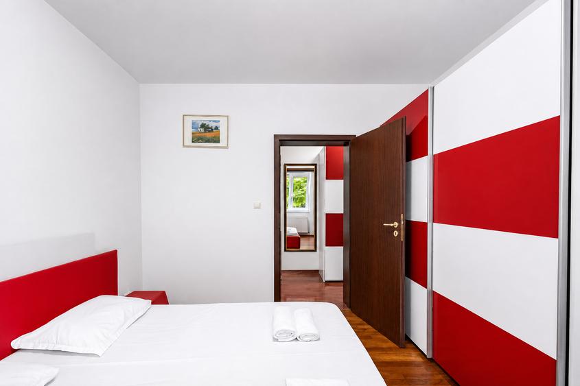 Apartament cu 2 camere decomandat în Giroc