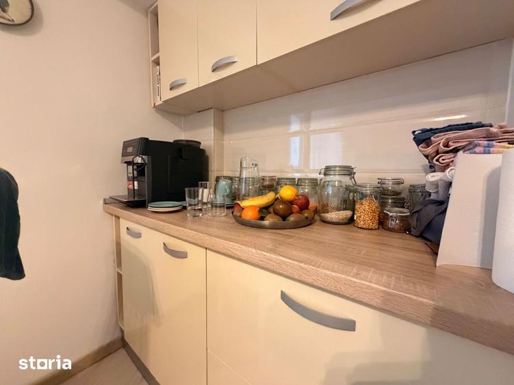 Apartament cu 3 camere, mobilat în Băneasa