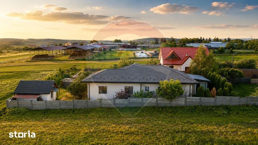 Casă cu 4 camere cu Teren 479 Mp în Rediu