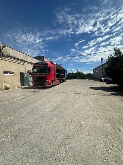 Spațiu industrial, de 9,000 mp, în Central